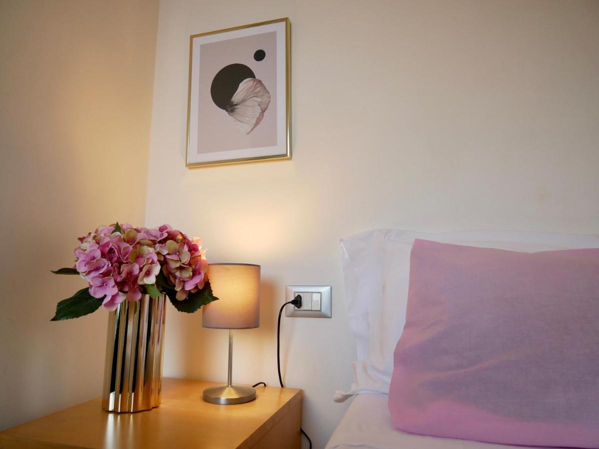 Апартаменты Diadema Pink - Immobili E Soluzioni Rent Бергамо Экстерьер фото
